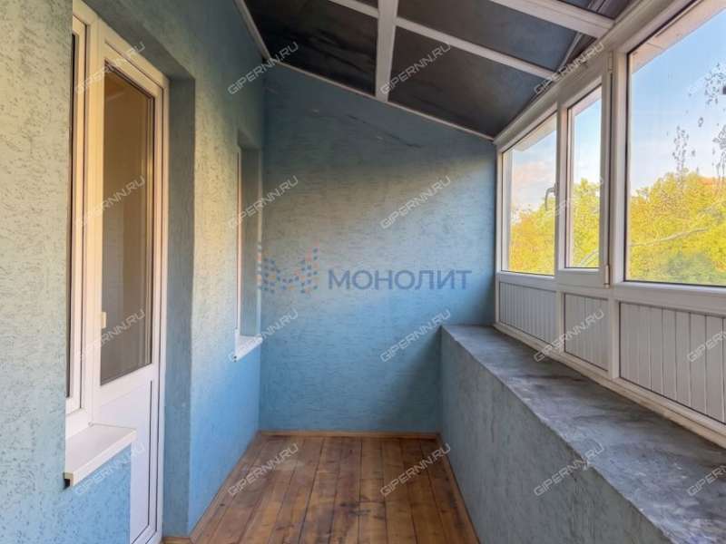 трёхкомнатная квартира на улице Звездинка дом 28/13