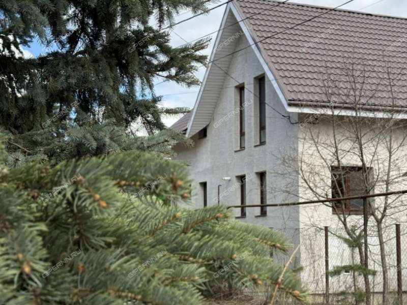 дом на Садовая ул. посёлок Октябрьский