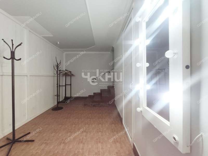 здание под недвижимость под общепит на Малое Чухово деревня Малое Чухово