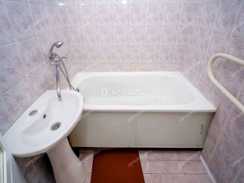 двухкомнатная квартира на улице Василия Иванова дом 53