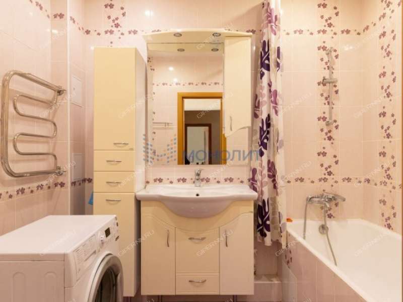 трёхкомнатная квартира на улице Родионова дом 39