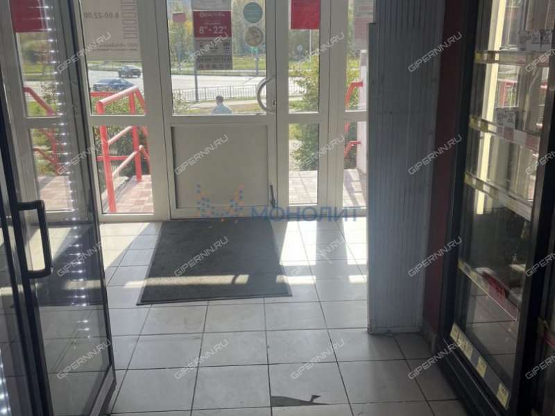 помещение под помещение свободного назначения, торговую площадь на улице Карла Маркса