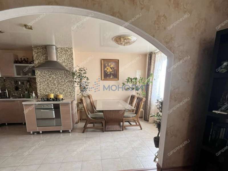 четырёхкомнатная квартира на проспекте Ленина дом 30В