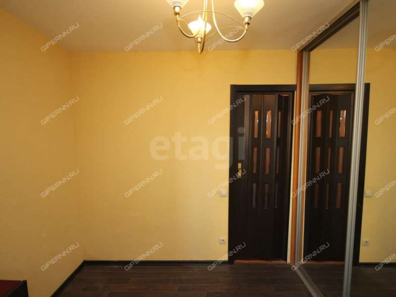 трёхкомнатная квартира на улице Верхнепечёрская дом 7 к2