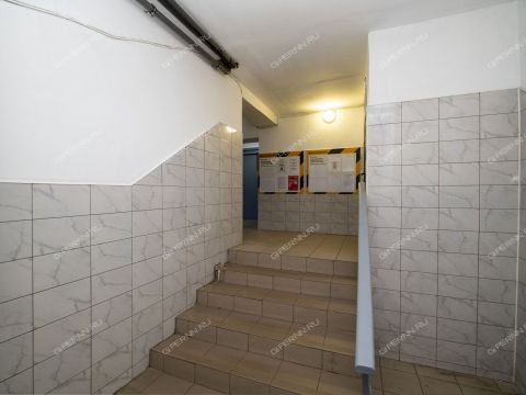 4-komnatnaya-ul-osharskaya-d-88-k1 фото