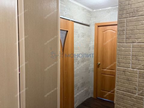 1-komnatnaya-ul-surikova-d-1 фото