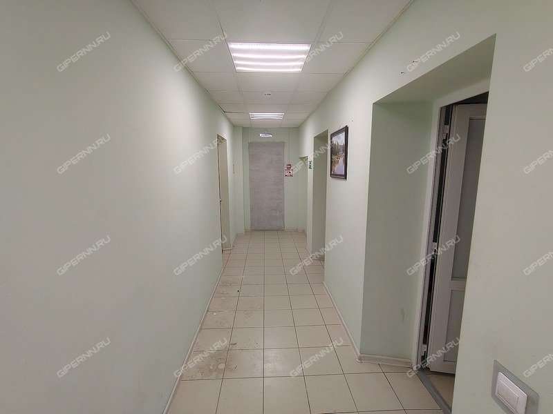 помещение под торговую площадь на Керченской улице