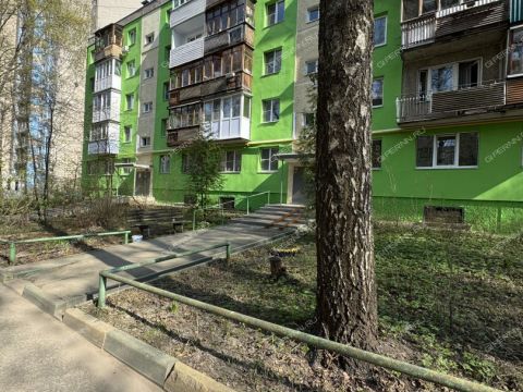 2-komnatnaya-ul-voennyh-komissarov-d-5 фото