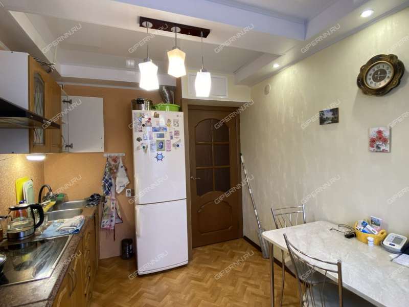 четырёхкомнатная квартира на Московском шоссе дом 17а