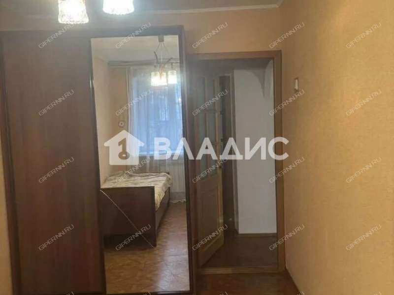 трёхкомнатная квартира на улице Героя Чугунова дом 15