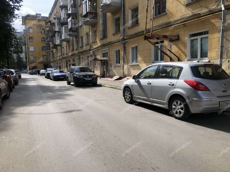 трёхкомнатная квартира на улице Ватутина дом 2