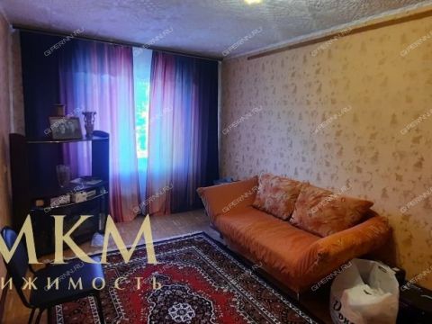 3-komnatnaya-ul-zayceva-d-21 фото