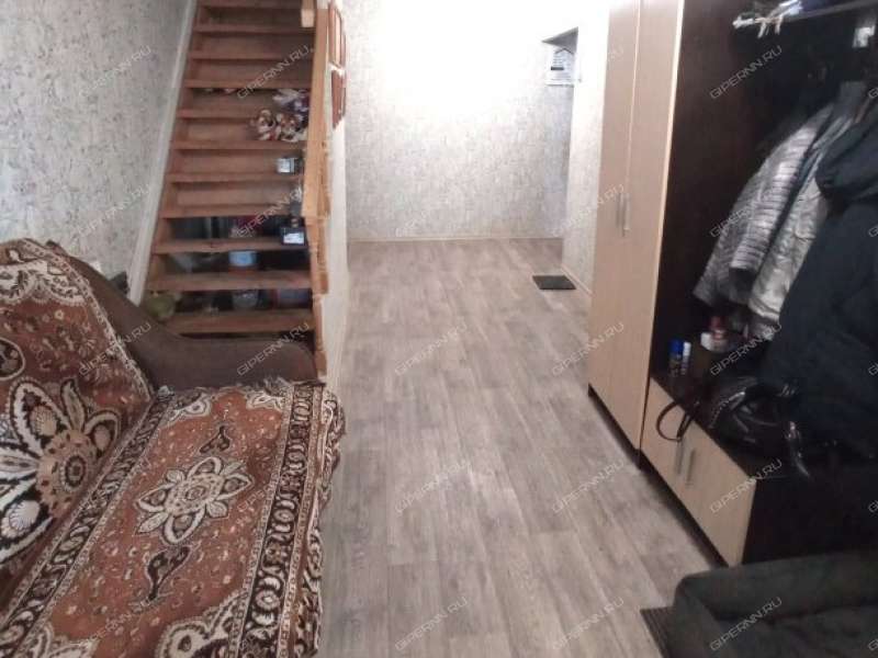 1/2 дома на улице Чванова