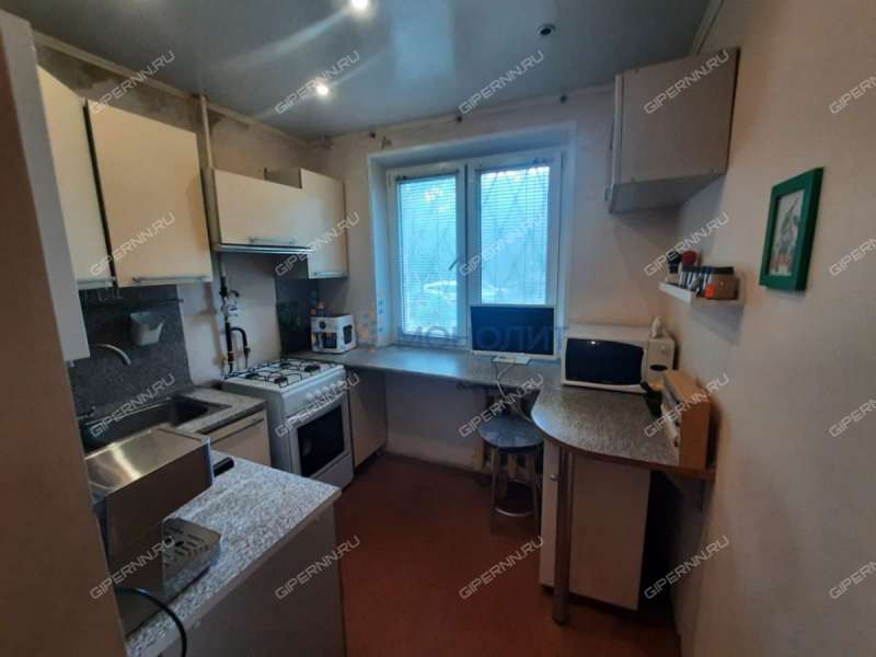 трёхкомнатная квартира на улице Адмирала Васюнина дом 6