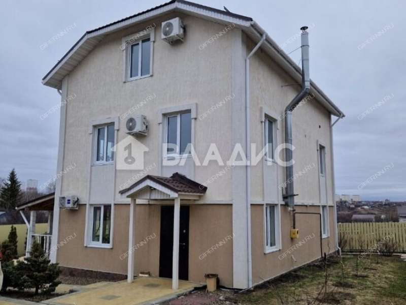 дом на Акварельной улице