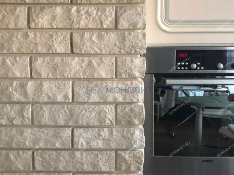 3-komnatnaya-ul-varvarskaya-d-40b фото