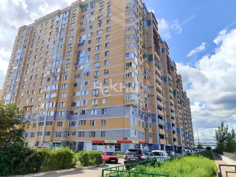 двухкомнатная квартира на Волжской набережной дом 8 к1