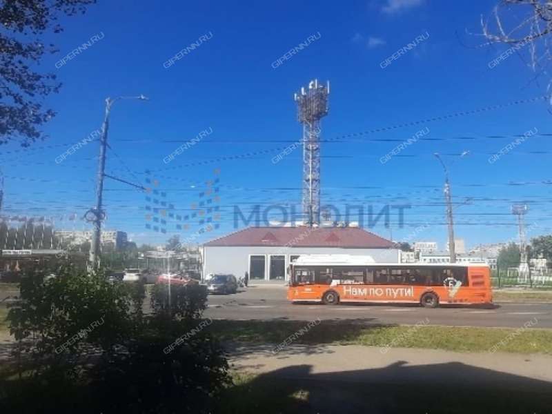 помещение под офис, торговую площадь на улице Дьяконова