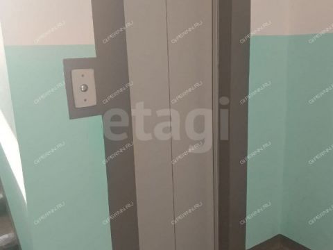 2-komnatnaya-ul-sergeya-esenina-d-21 фото