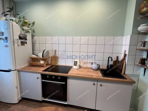1-komnatnaya-ul-vyatskaya-d-8 фото
