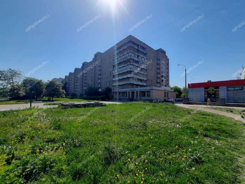 помещение под торговую площадь на Заречный б-р., д.3