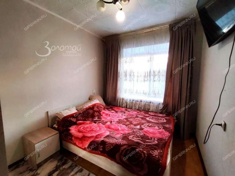 трёхкомнатная квартира на Литературной улице дом 20а