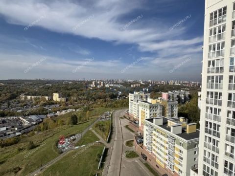 4-komnatnaya-ul-kompozitora-kasyanova-d-11 фото