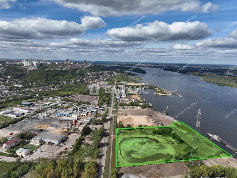 здание под офис, торговую площадь в 5-м проезде