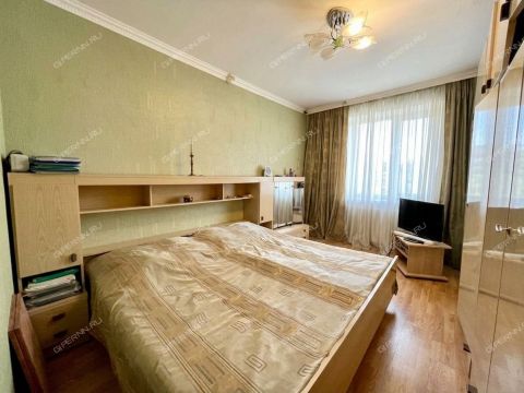 3-komnatnaya-ul-poltavskaya-d-35 фото