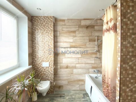 dom-rabochiy-poselok-reshetiha-volodarskiy-rayon фото