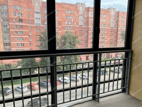 3-komnatnaya-ul-poltavskaya-d-15 фото