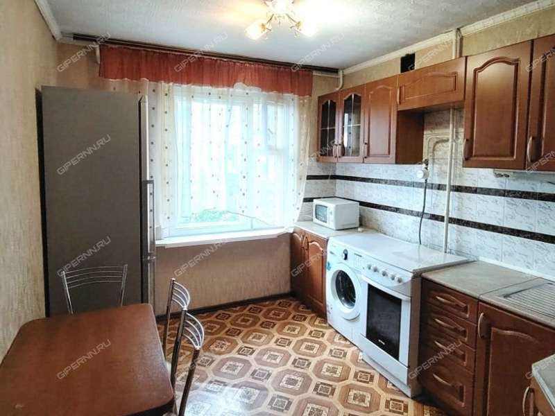трёхкомнатная квартира на проспекте Бусыгина дом 45а