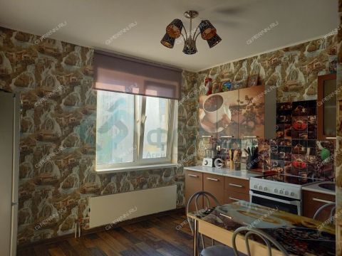 2-komnatnaya-nab-volzhskaya-d-20 фото