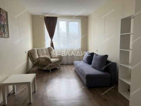 3-komnatnaya-ul-levoberezhnaya-d-5 фото