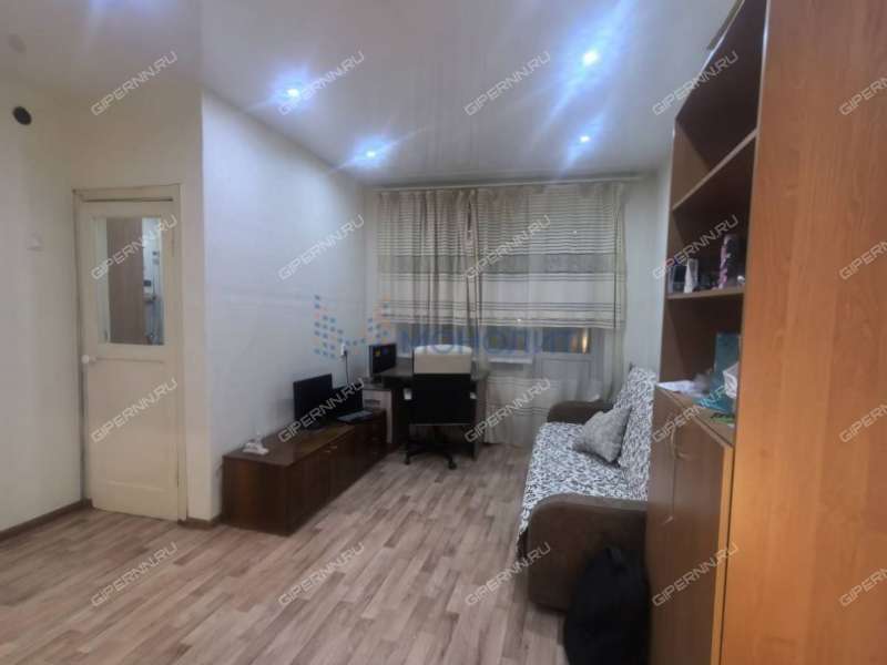 однокомнатная квартира на улице Героя Советского Союза Поющева дом 27