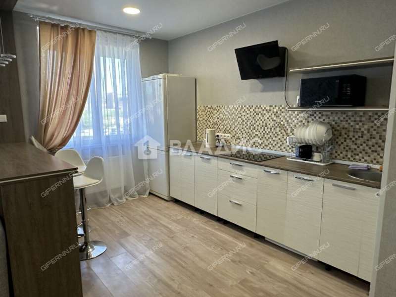 квартира-студия на улице Июльских Дней дом 1 к1