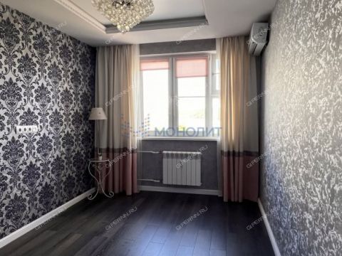 2-komnatnaya-b-r-yuzhnyy-d-20 фото