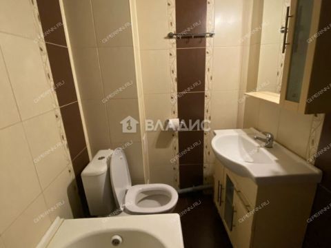 2-komnatnaya-ul-germana-lopatina-d-2 фото