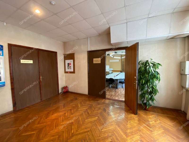 здание под офис, торговую площадь на проспекте Гагарина