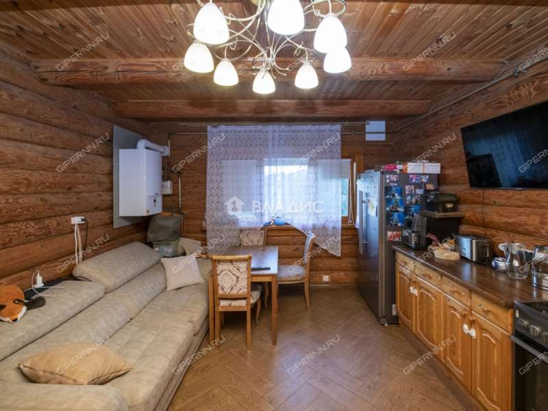 дом на улице Ветеранов деревня Бурцево