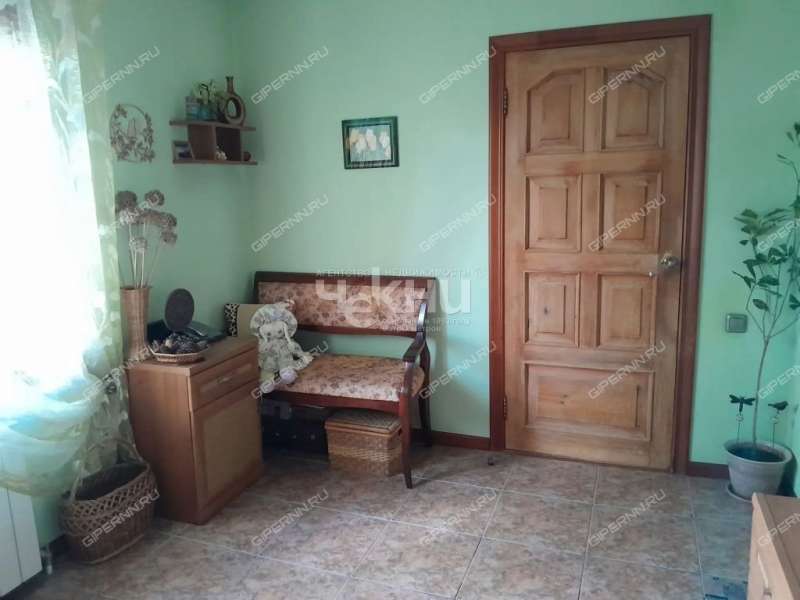 дом в микрорайоне 3 й город Бор