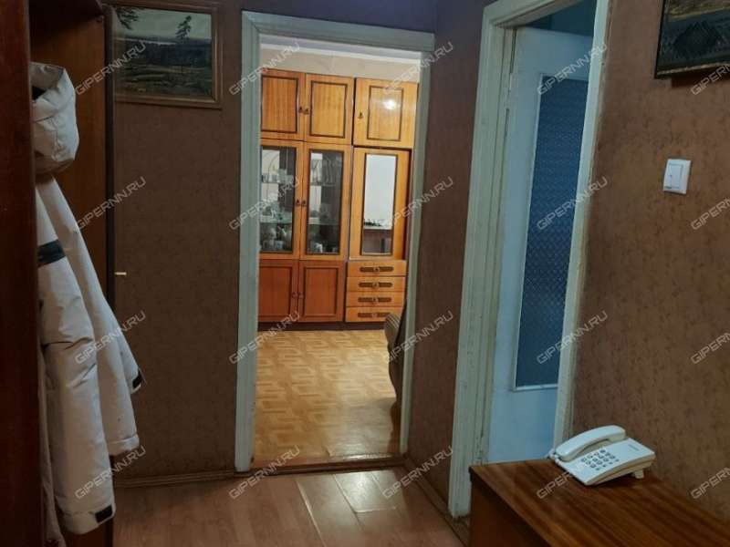 трёхкомнатная квартира на улице 1 Мая дом 8 город Семёнов