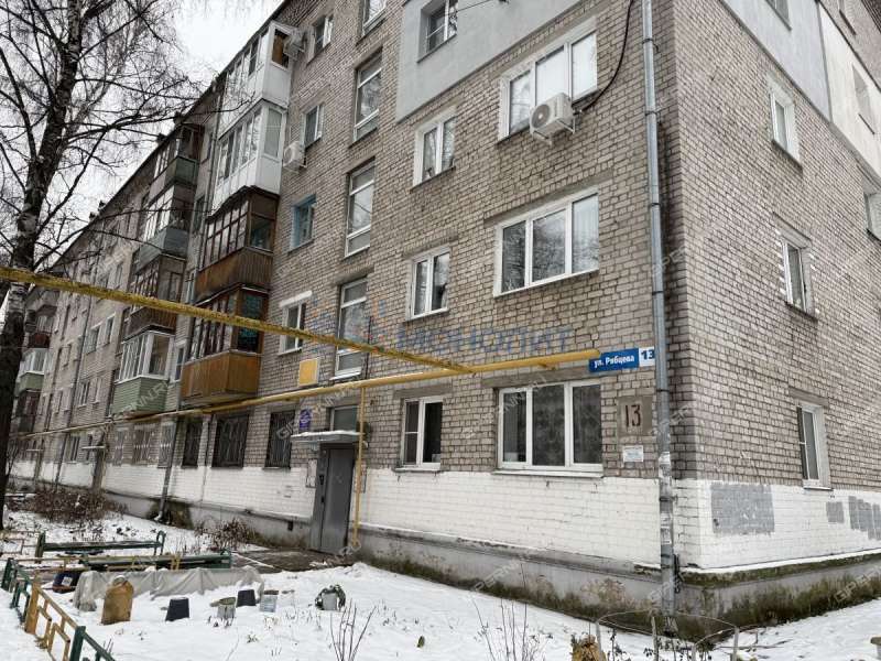 двухкомнатная квартира на улице Героя Рябцева дом 13