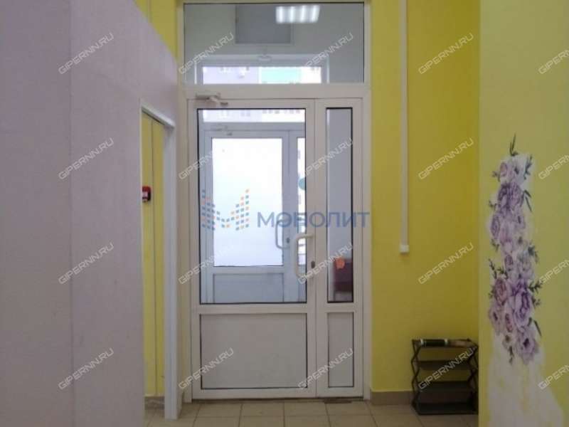 помещение под офис, торговую площадь на улице Красная Поляна деревня Афонино