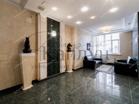 3-komnatnaya-ul-rodionova-d-192-k3 фото