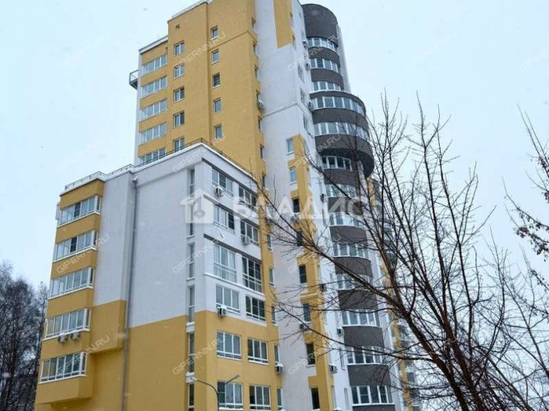 трёхкомнатная квартира на Ошарской улице дом 98 к1