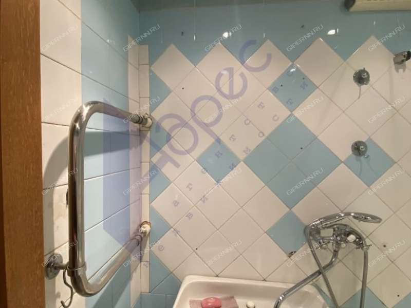 трёхкомнатная квартира на улице Строкина дом 14