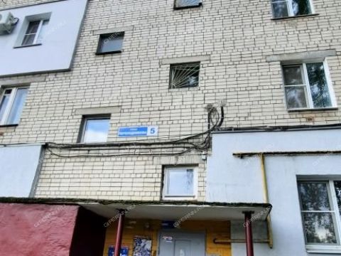 2-komnatnaya-ul-perehodnikova-d-5 фото