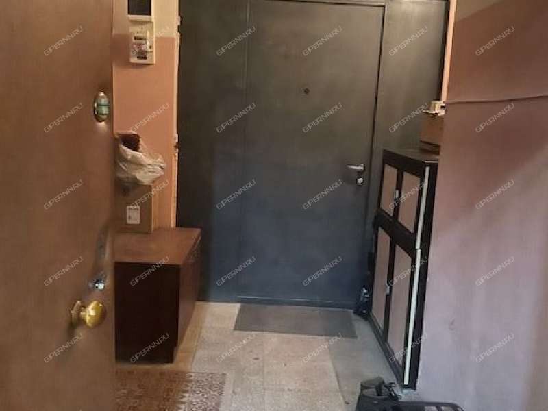 трёхкомнатная квартира на проспекте Ильича дом 39  к2