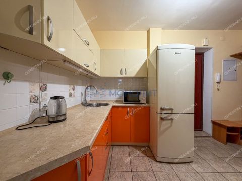 2-komnatnaya-ul-aleksandra-hohlova-d-1 фото